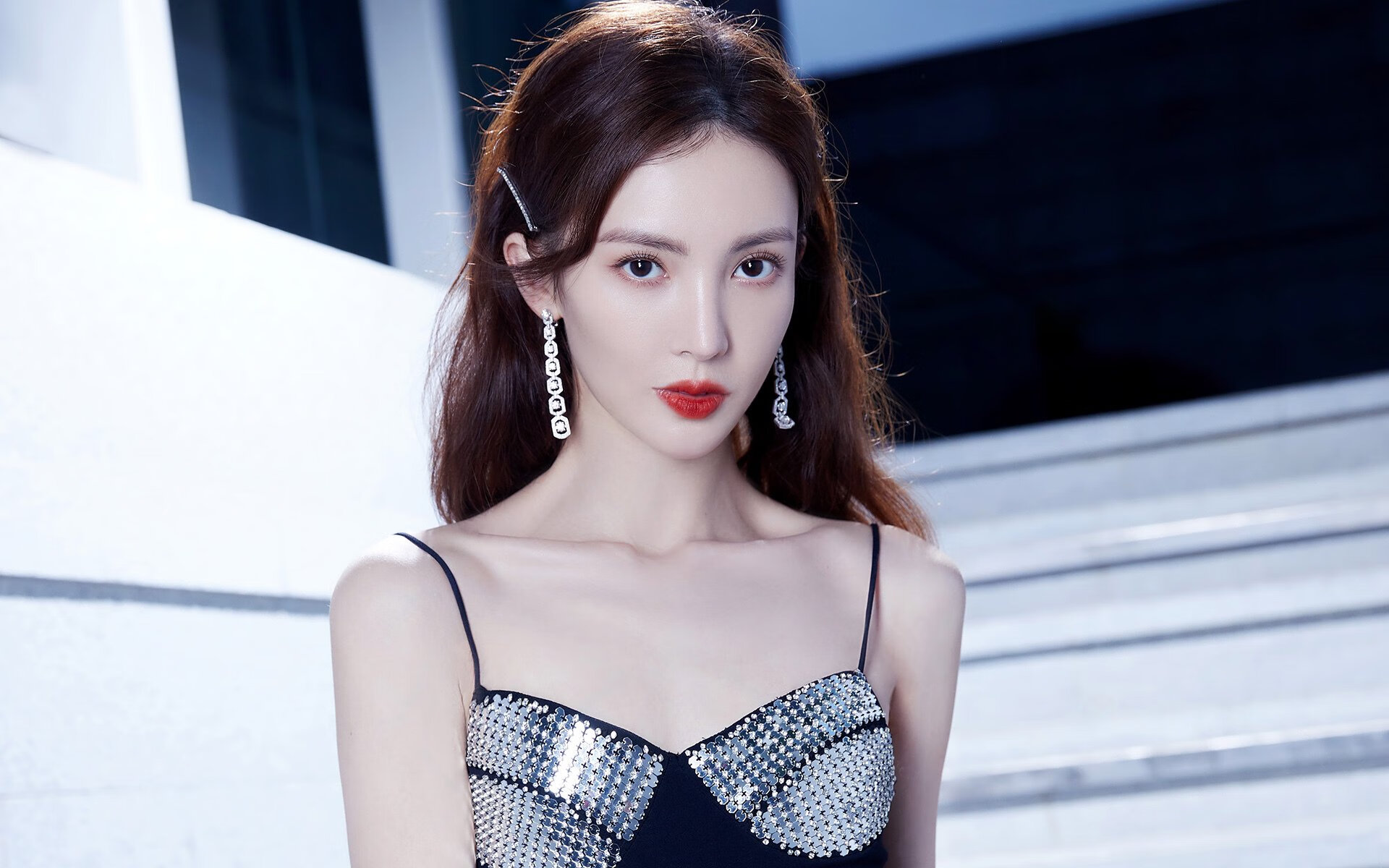 开云kaiyun-意甲经典：亚特兰大逆袭佛罗伦萨，积分榜紧密缠斗，意甲第21轮亚特兰大对罗马