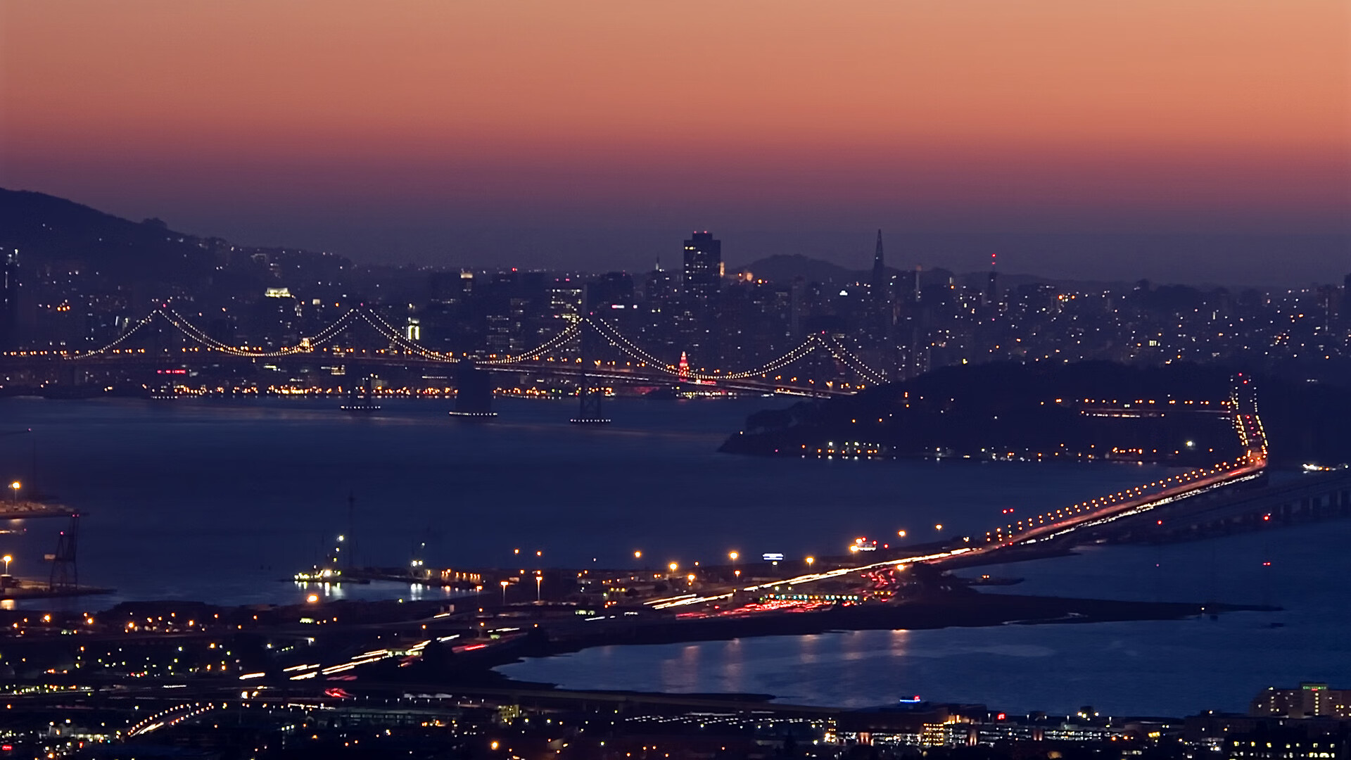 开云体育APP下载-法兰克福主场大胜，德甲争冠形势岌岌可危，德甲 法兰克福