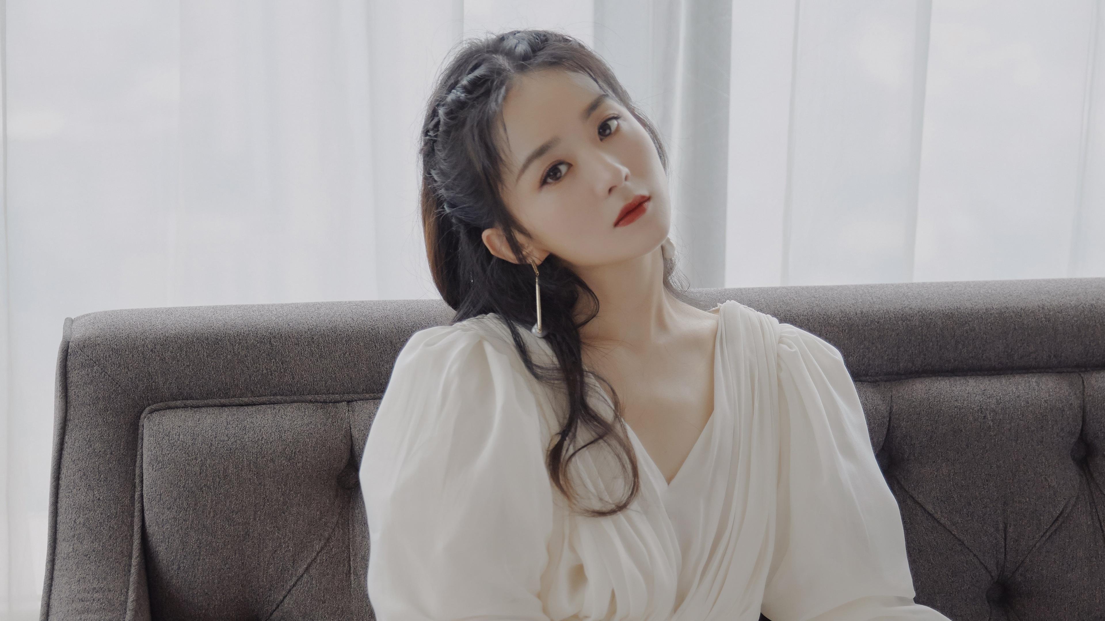 开云·体育官网APP下载-浦和红钻中场核心表现出色，浦和红钻首发