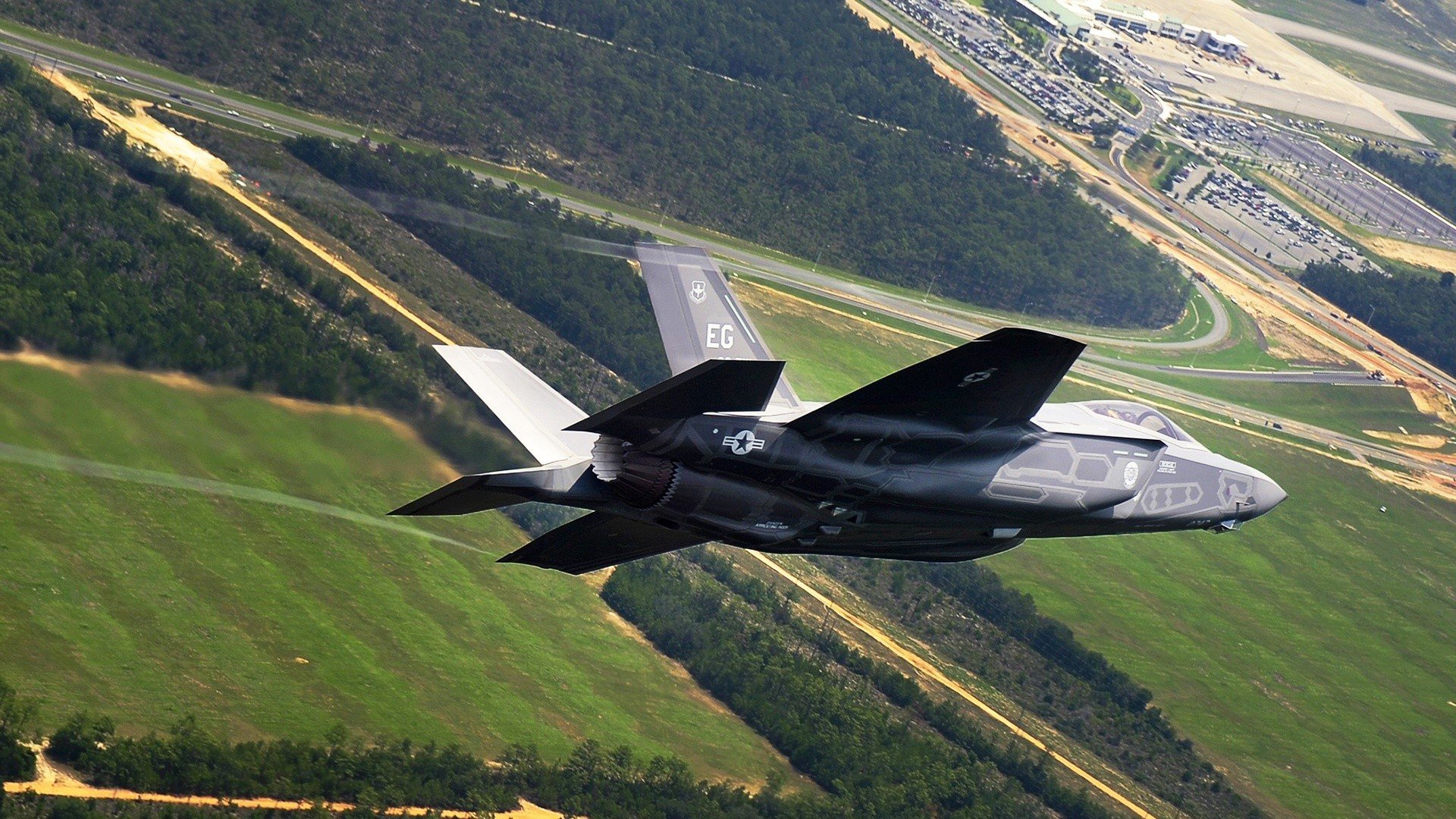 弗赖堡锋线冲击力增强打出关键突破，弗赖堡前锋